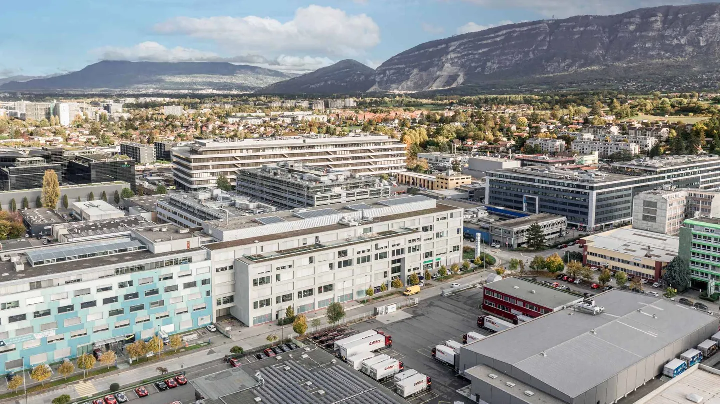 High-Tech Office Space in Geneva - Photo 2 of 9