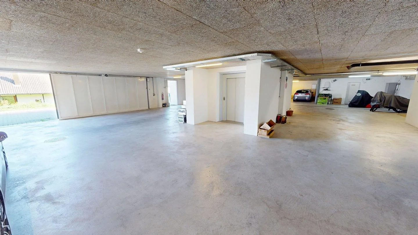 Proprietà commerciale con ufficio, magazzino/produzione e garage - Foto 27 di 27