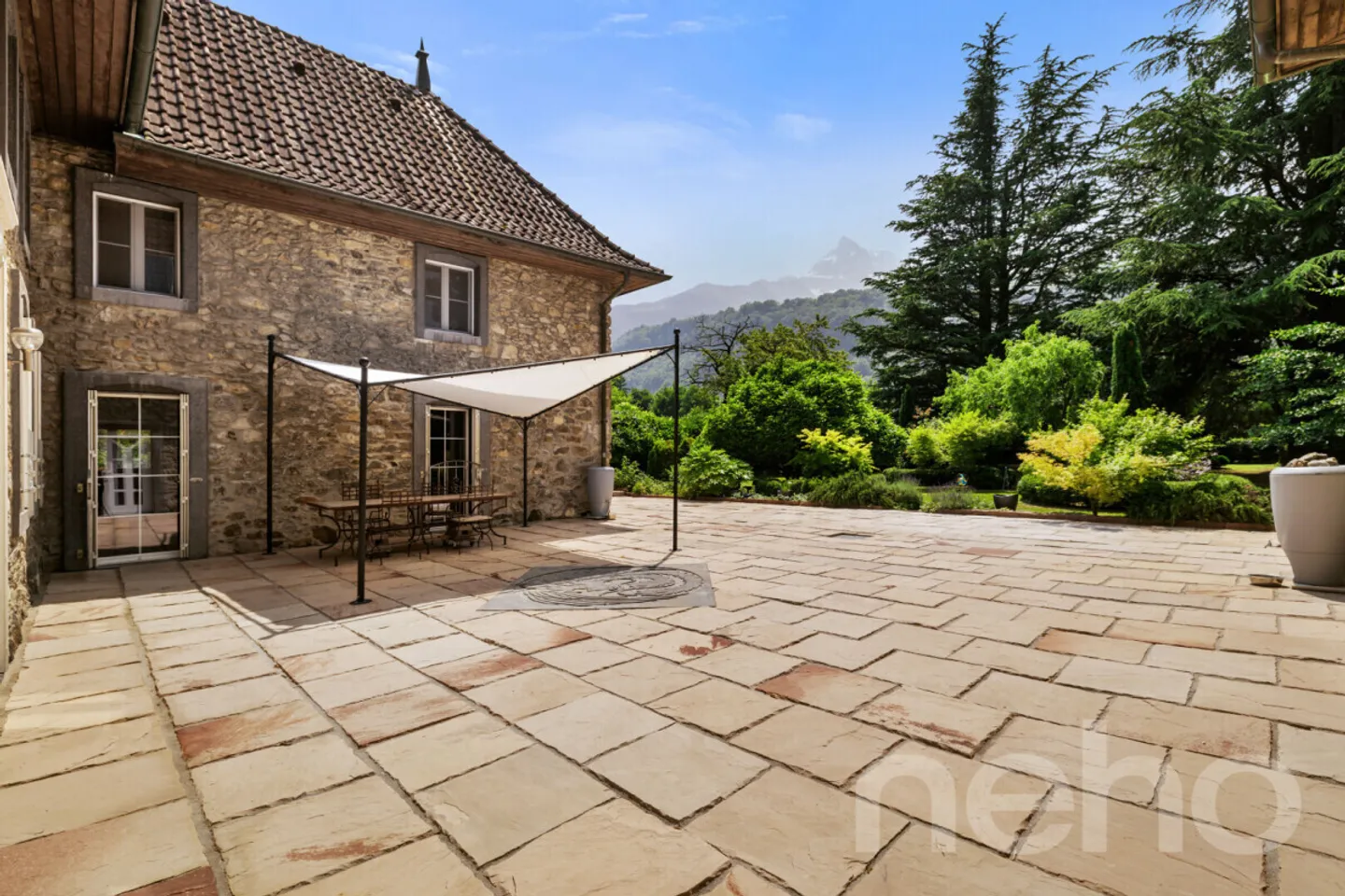 Esclusivo: Magnifica proprietà con casa padronale e capannone - Foto 2 di 13