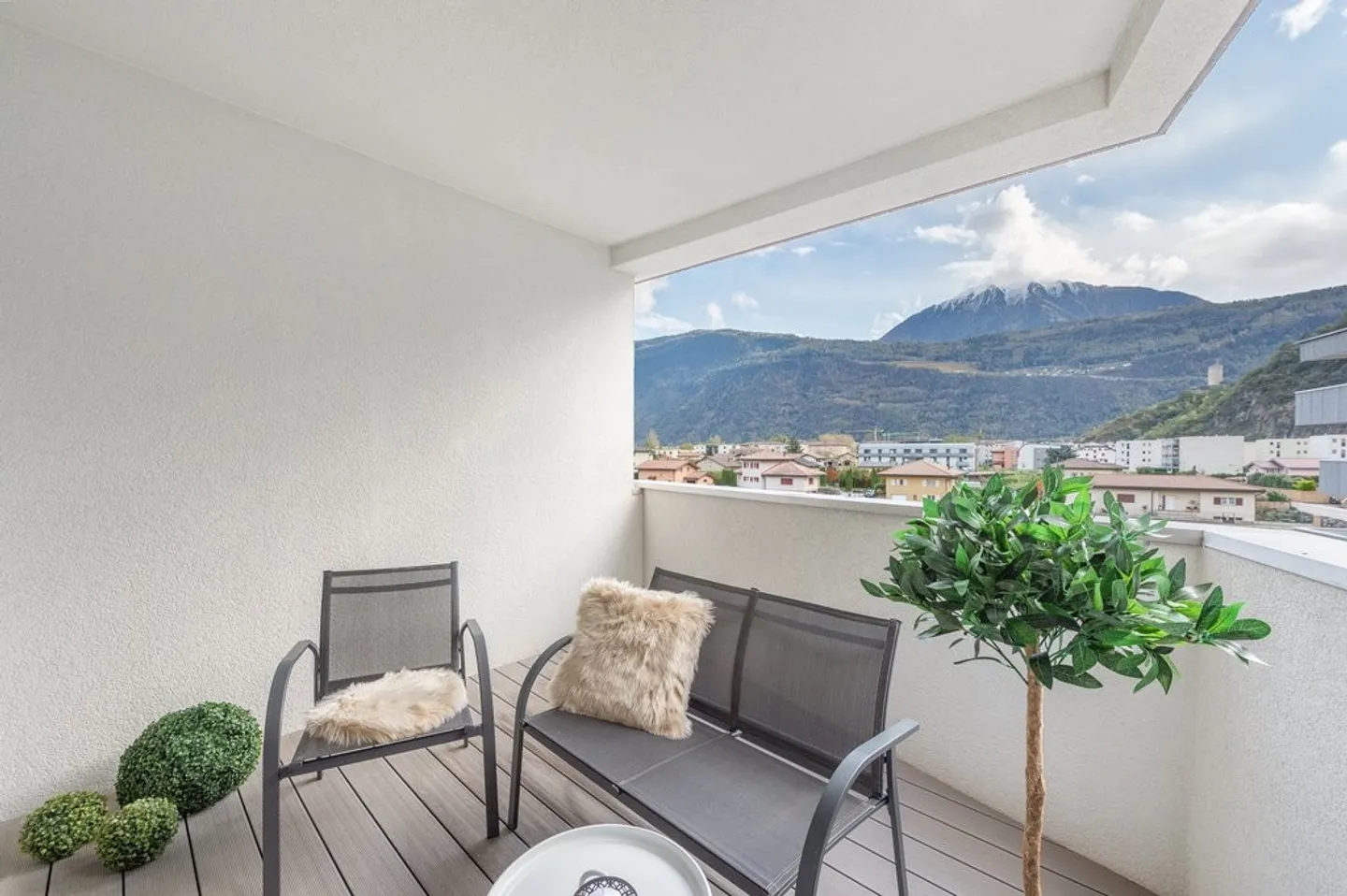 Appartamento 2.5 locali - Foto 2 di 9