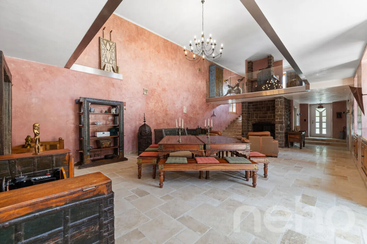 Esclusivo: Magnifica proprietà con casa padronale e capannone - Foto 1 di 13
