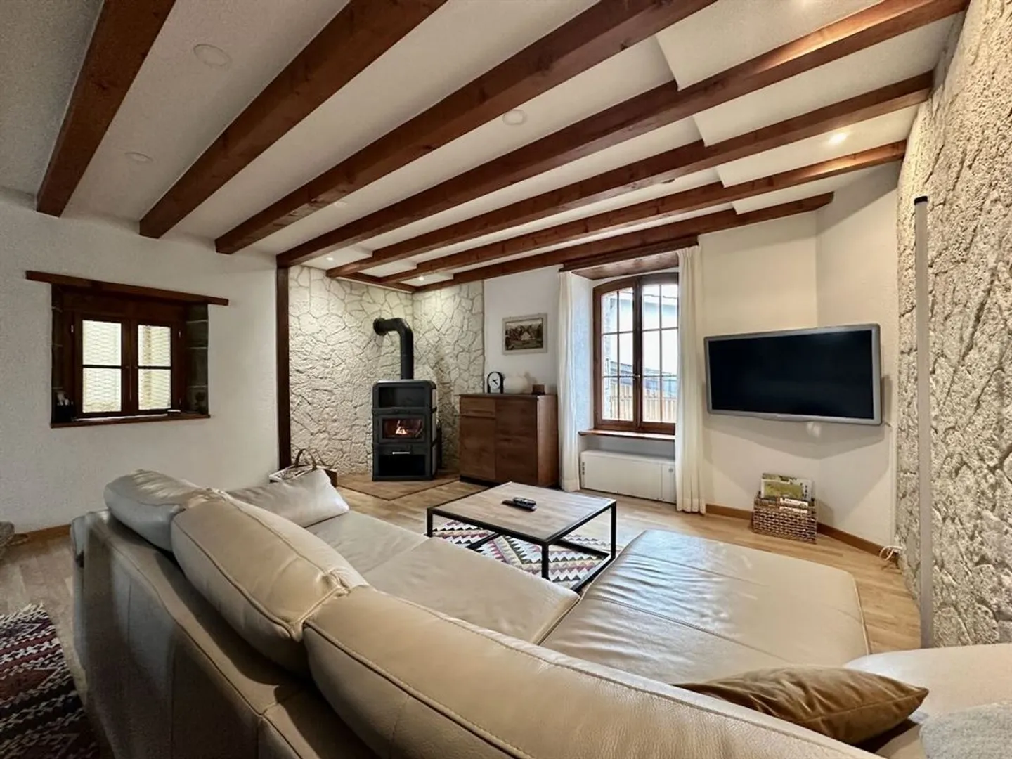 Charming House in Begnins - Photo 2 of 10