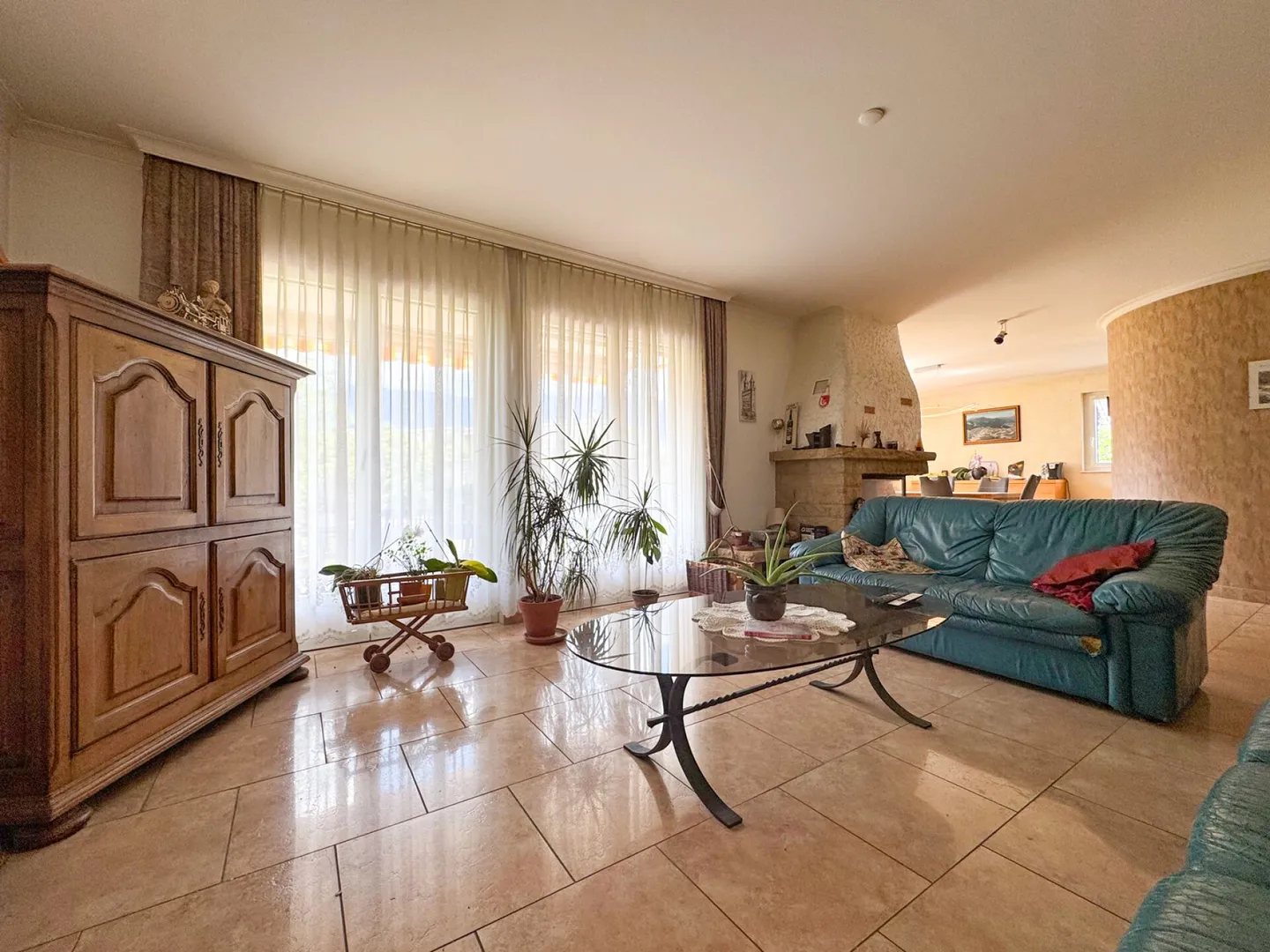 Detached house in Aigle with garden. - Photo 9 of 29