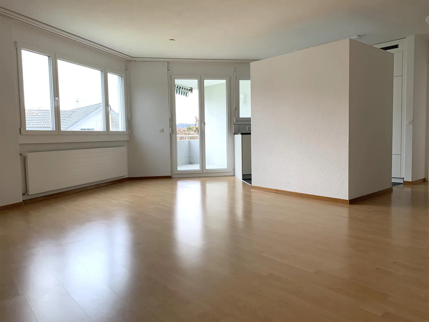 Schicke Wohnung in beliebtem Quartier - Foto 2 von 8