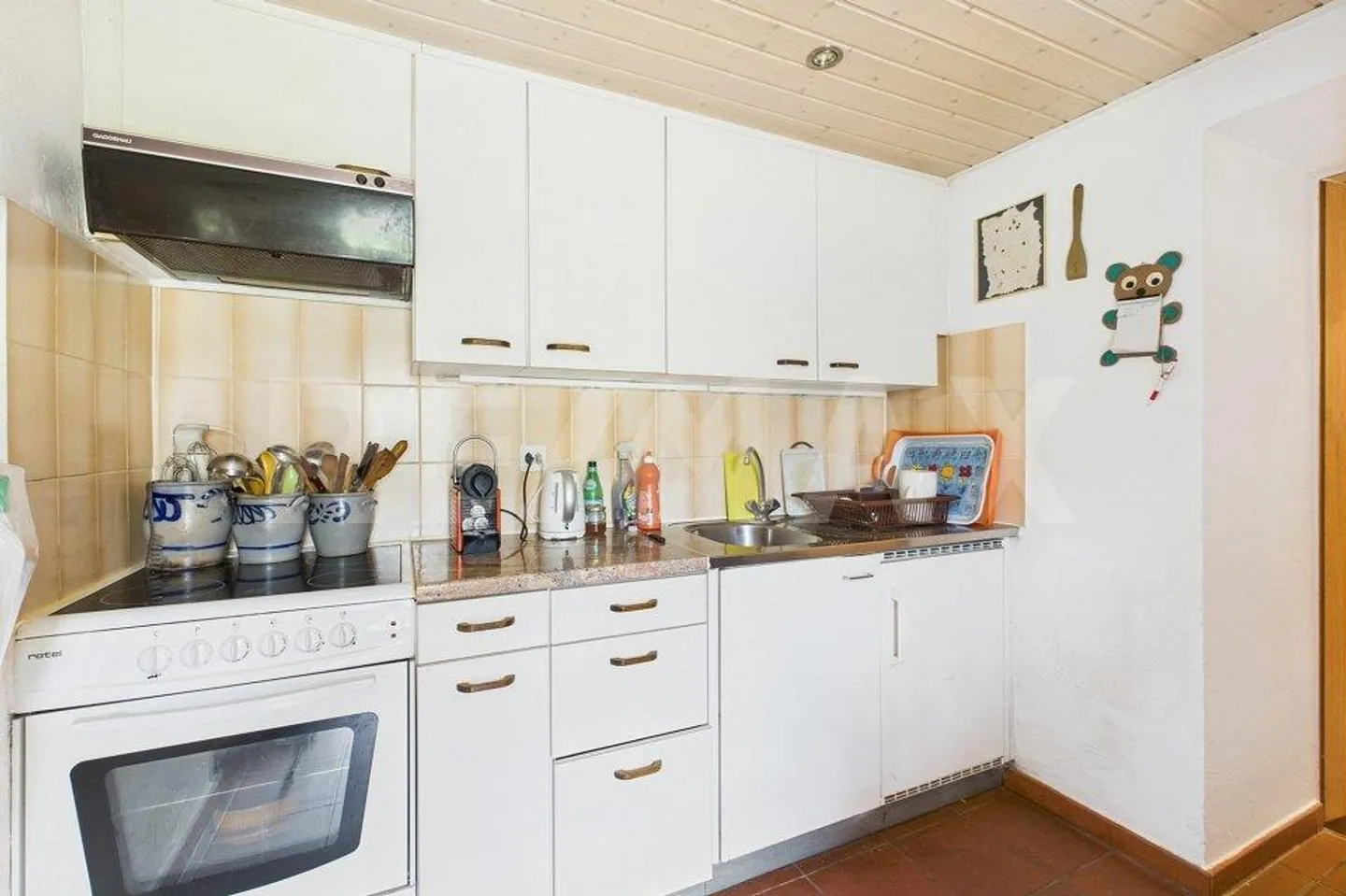 Charming rustic in Bruzella with panoramic view of the Muggio Valley - Photo 3 of 11