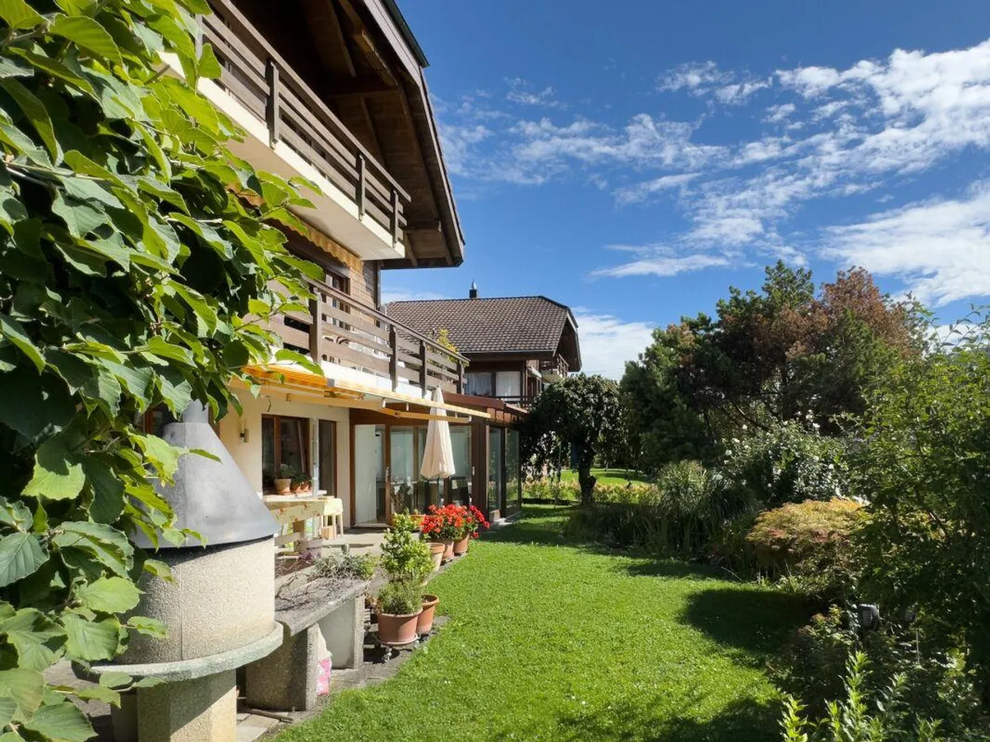 Spacious 6.5-room single-family house with impressive mountain view... - Photo 17 of 27