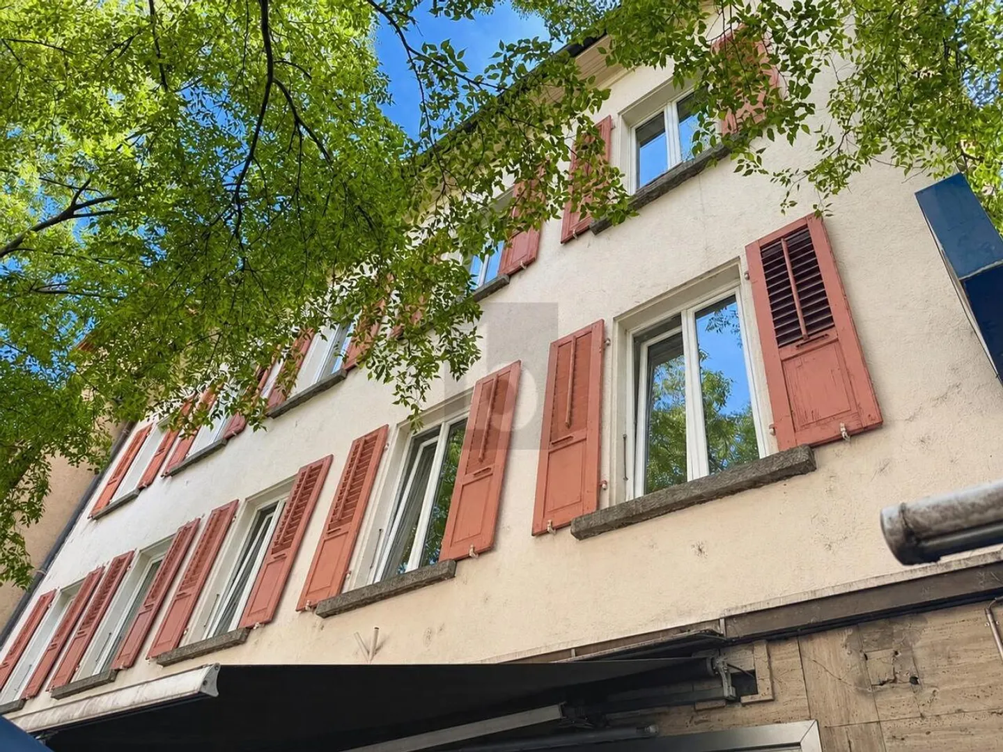 CENTRAL LOCATION, CHARM AND MODERNITY - Photo 1 of 6