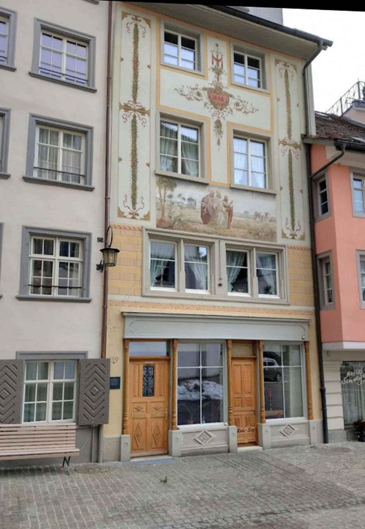 Grande maisonette arredata nel centro storico, 3°/4° piano con vista panoramica da marzo - Foto 4 di 7