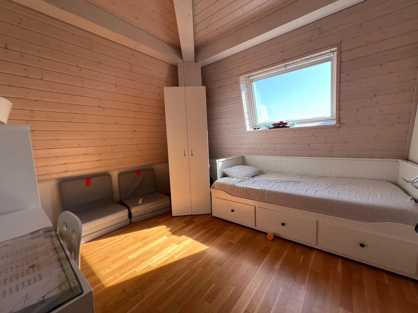 Spacious 4.5 Room Apartment - Photo 10 of 11