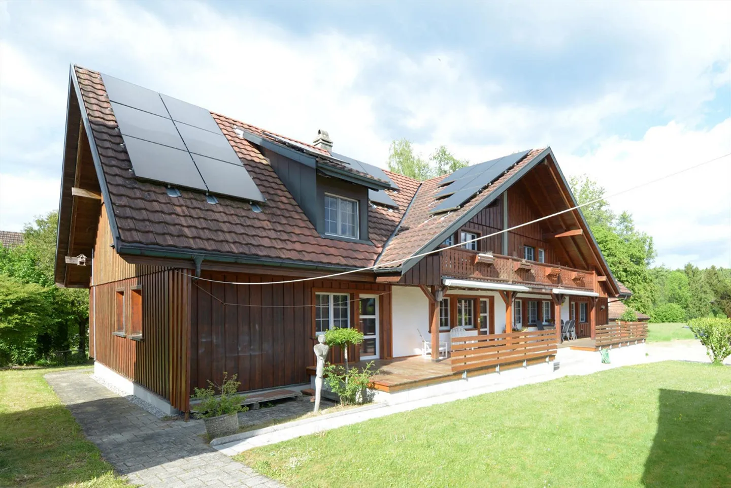 Amriswil-Hefenhofen - charming 5.5-room double family house - Photo 1 of 20