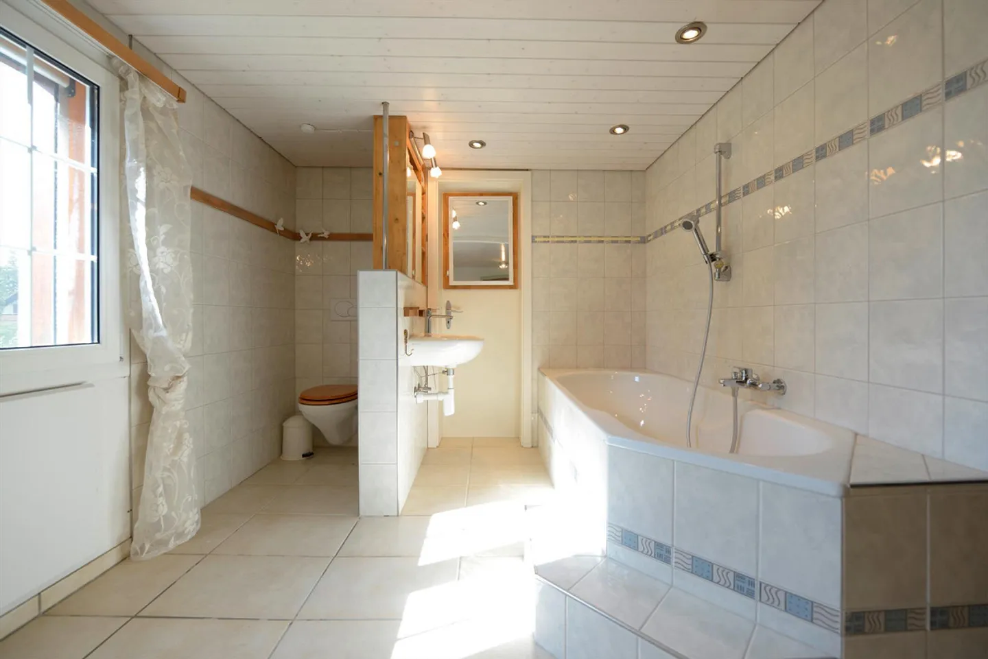 Amriswil-Hefenhofen - charming 5.5-room double family house - Photo 11 of 20