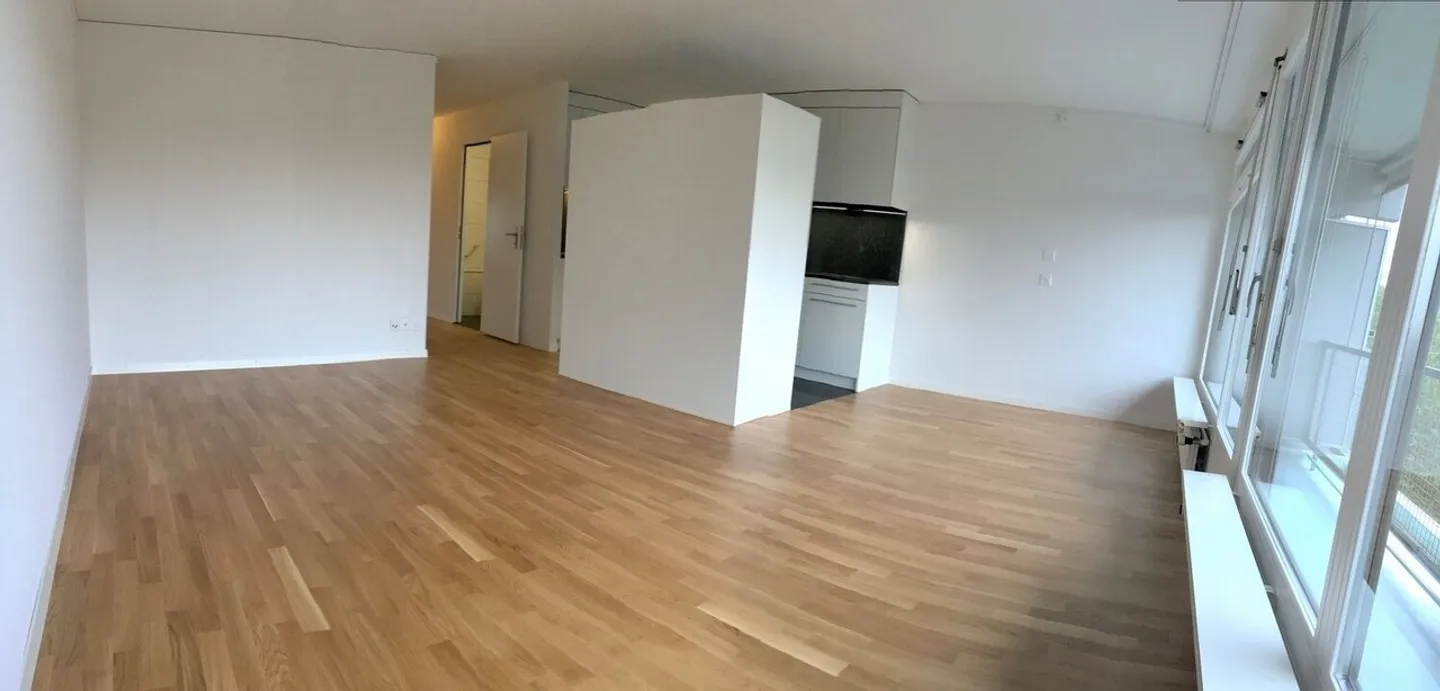 Modernes Apartment mit Balkon - Foto 5 von 11