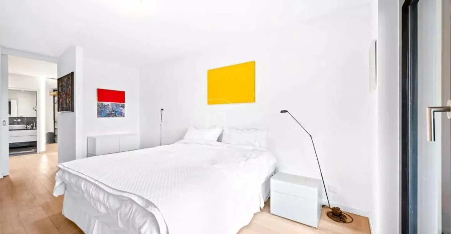 Superbo duplex di 328 m2 con giardini e vista lago nel cuore di Corsier - Foto 10 di 12