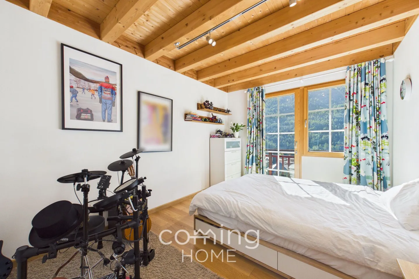 Exclusive Chalet with panoramic view of the Dom - Photo 7 of 16