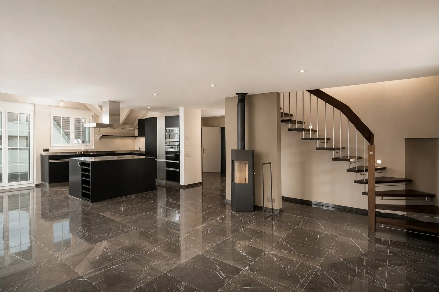 Exclusive living for the highest demands - Photo 3 of 7