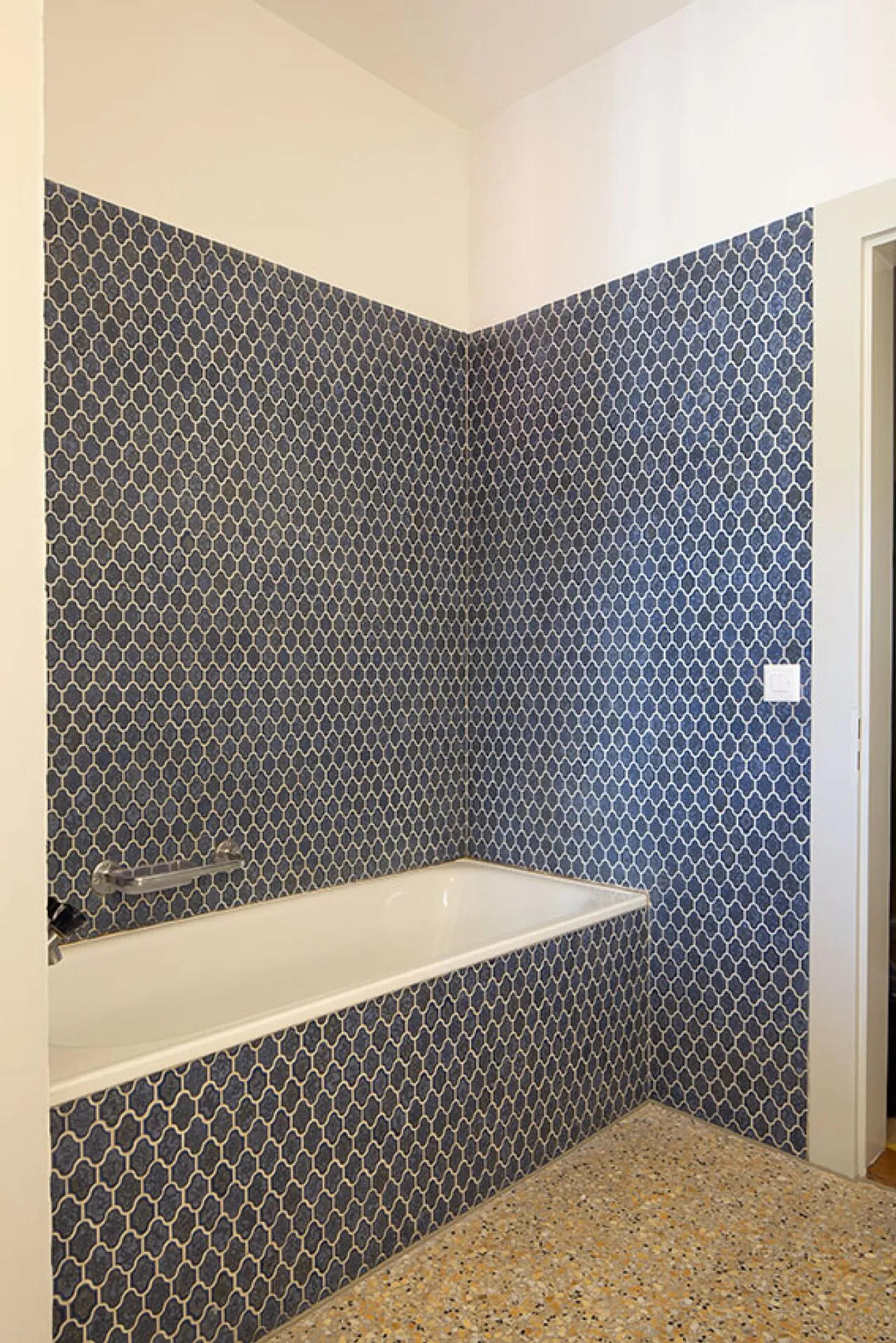 Jugendstilwohnung im historischem Gebäude - Foto 9 von 11