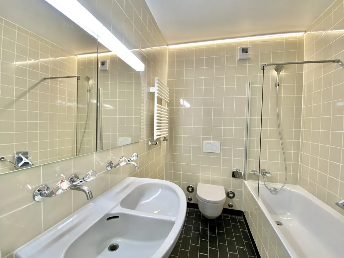 Duplex apartment located in the Tourelle district - Photo 8 of 11