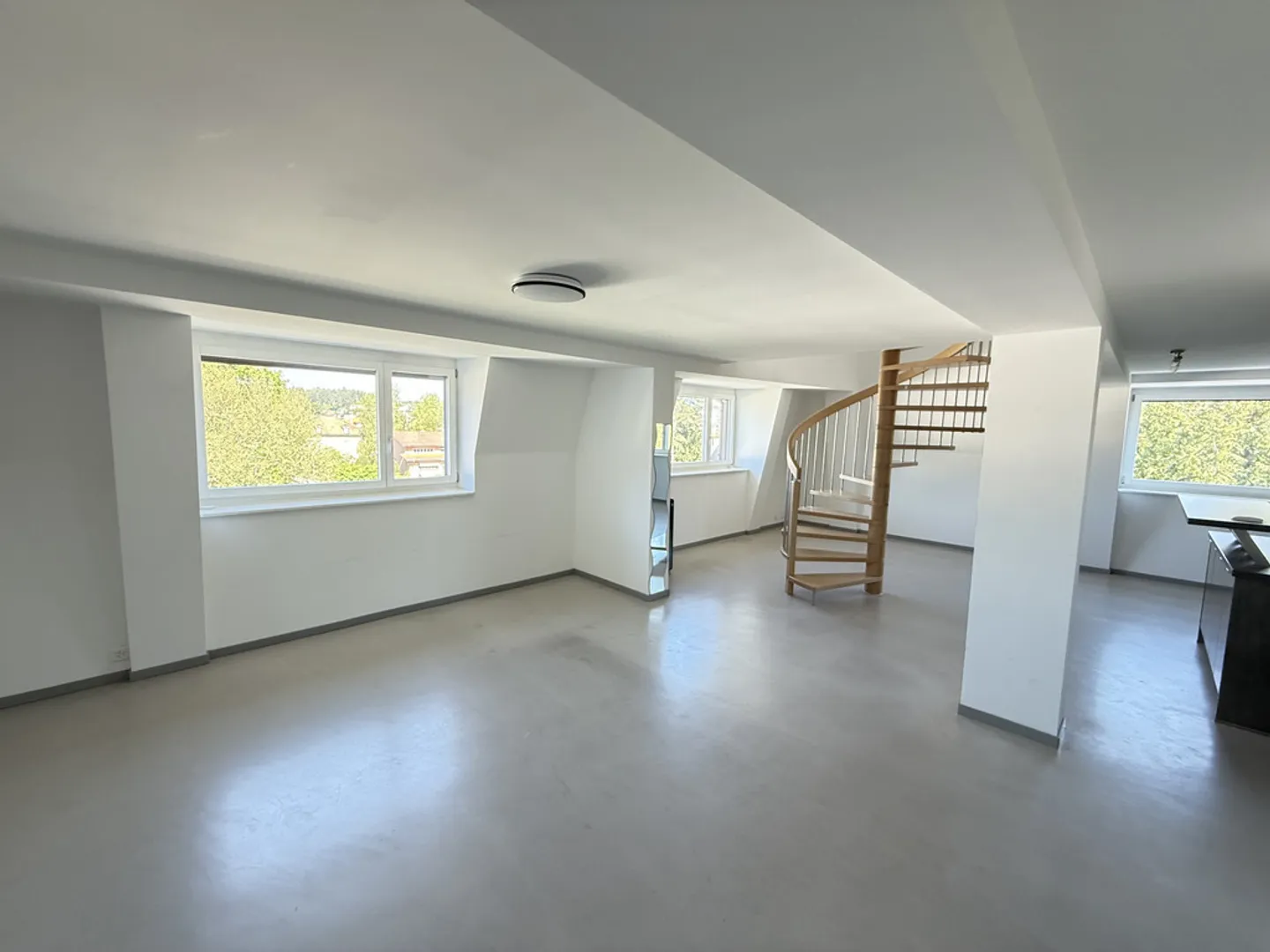 Modern duplex close to amenities - 3 months of net rent offered - Photo 3 of 11