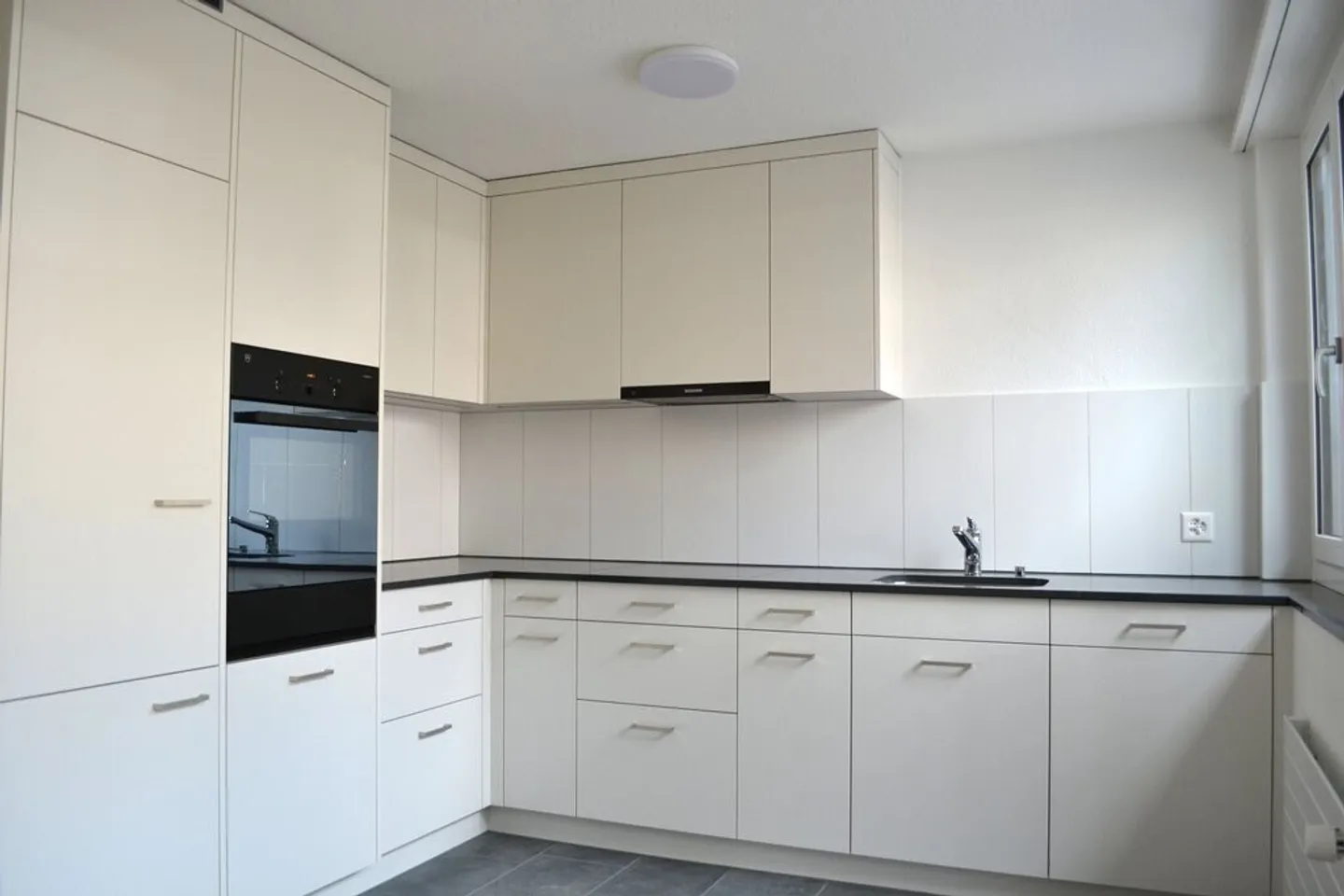 Schöne 2.5 Zimmerwohnung nahe am Zentrum - Foto 4 von 5