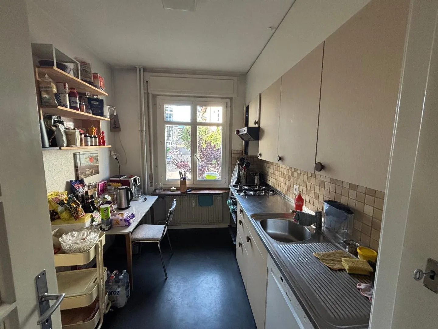 3.5 Room Apartment - Photo 3 of 5