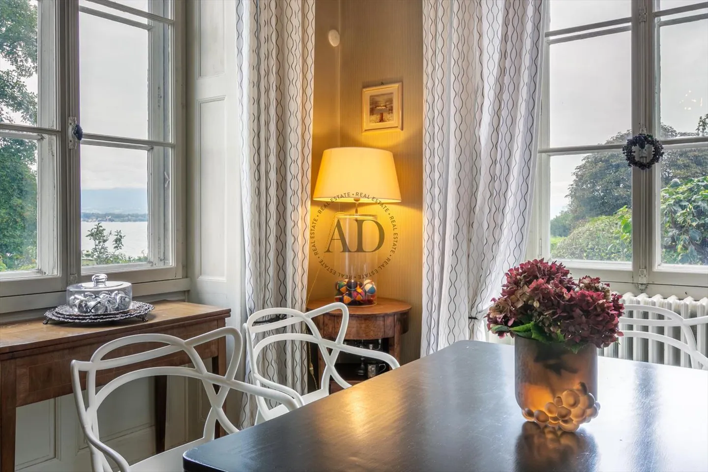 Villa dell'Esclusività con Vista Lago - Esclusiva - Foto 2 di 4