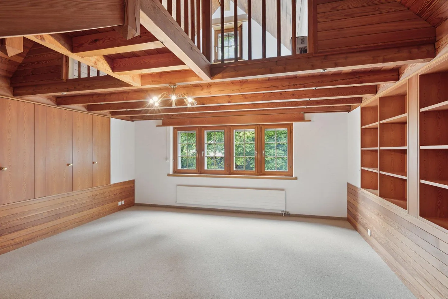 Riding stable with 4-5 boxes and riding hall - Photo 5 of 10
