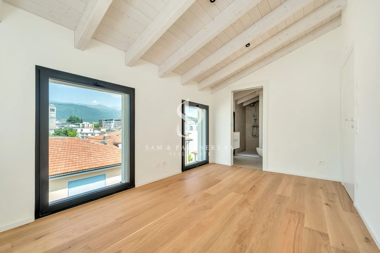 Penthouse moderne de 3.5 pièces avec vue sur le lac copie - Photo 8 sur 10