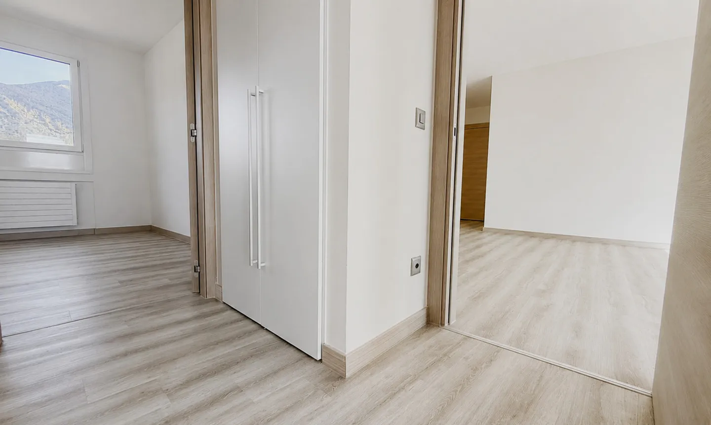 UP TO 3 MONTHS FREE - Renovated 4.5-room apartment in Coldrerio - Photo 5 of 13