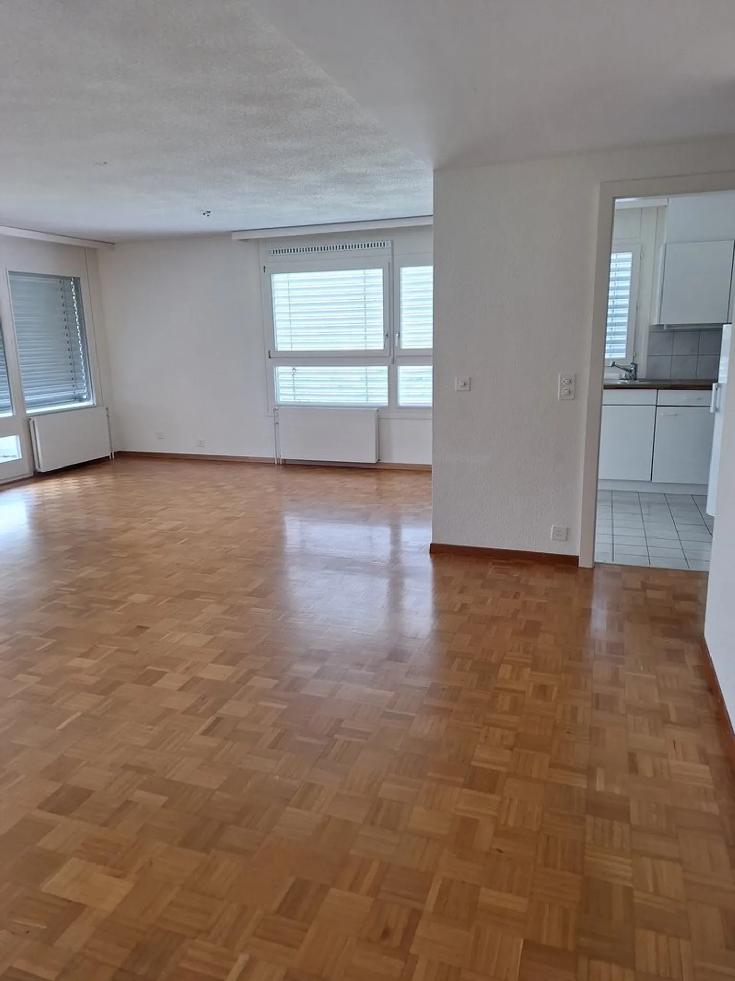 Beautiful apartment in a quiet neighborhood! - Photo 6 of 8