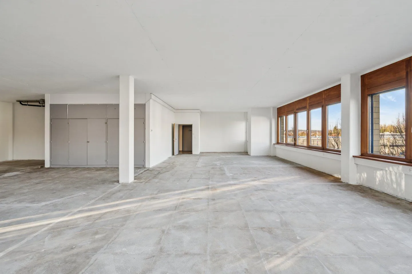 Spazi per uffici/commerciali/pratici - Foto 3 di 8