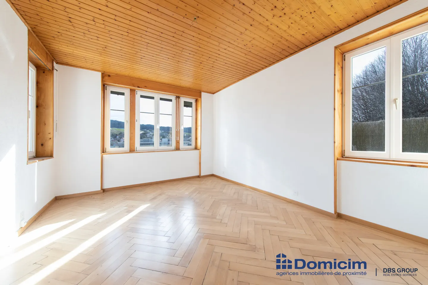 Investment Property in Le Locle - Photo 1 of 10