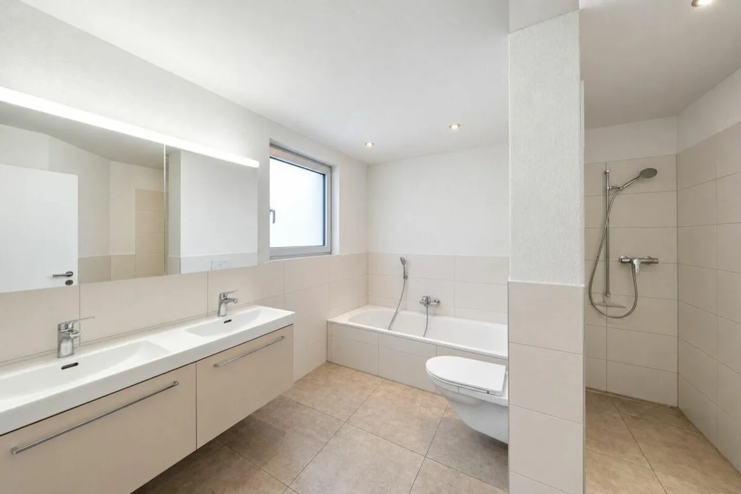 Appartement familial lumineux de 5½ pièces entre Langenthal et Herzogenbuchsee - Photo 13 sur 17
