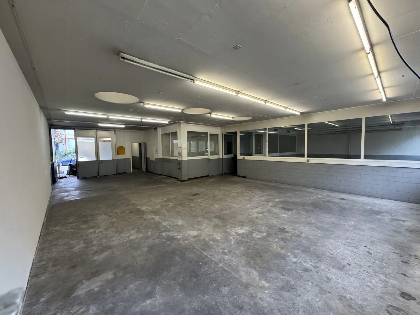 Atelier / Büro ab 180 m2 im Erdgeschoss - Foto 4 von 5