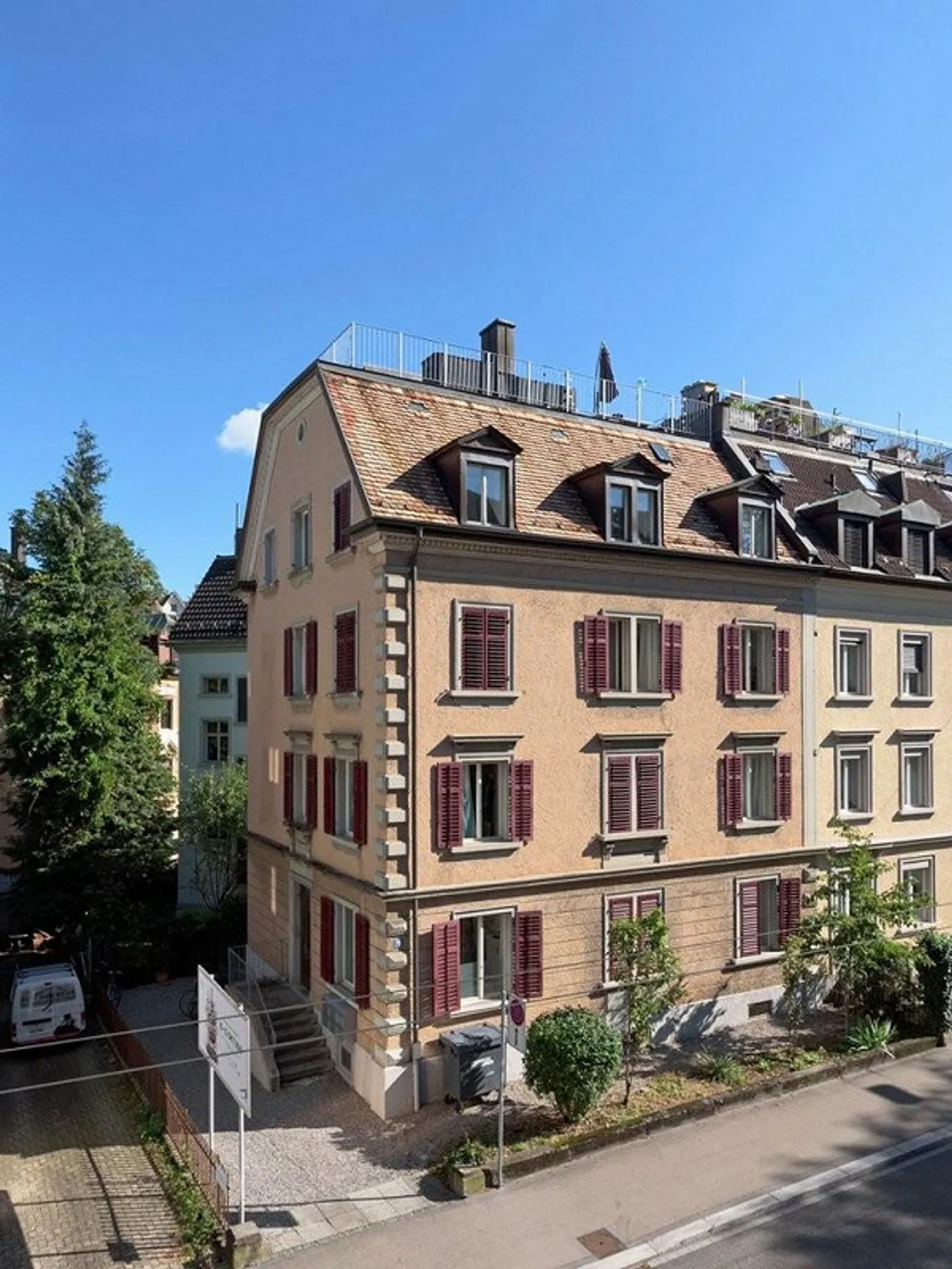 Atelier in Ruhiger Lage - Foto 1 von 6