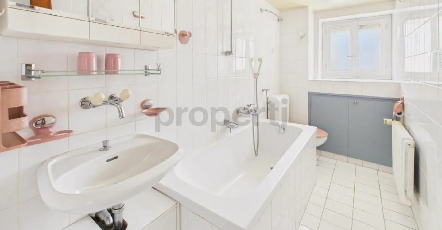 Ampio appartamento 4.5 locali in una ricercata zona residenziale a Lens - Foto 7 di 8