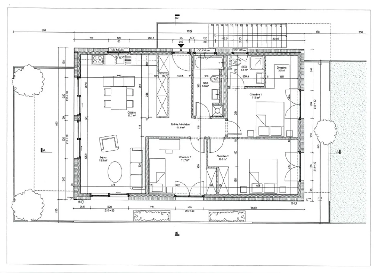 Modern Apartment with Terrace - Photo 10 of 11