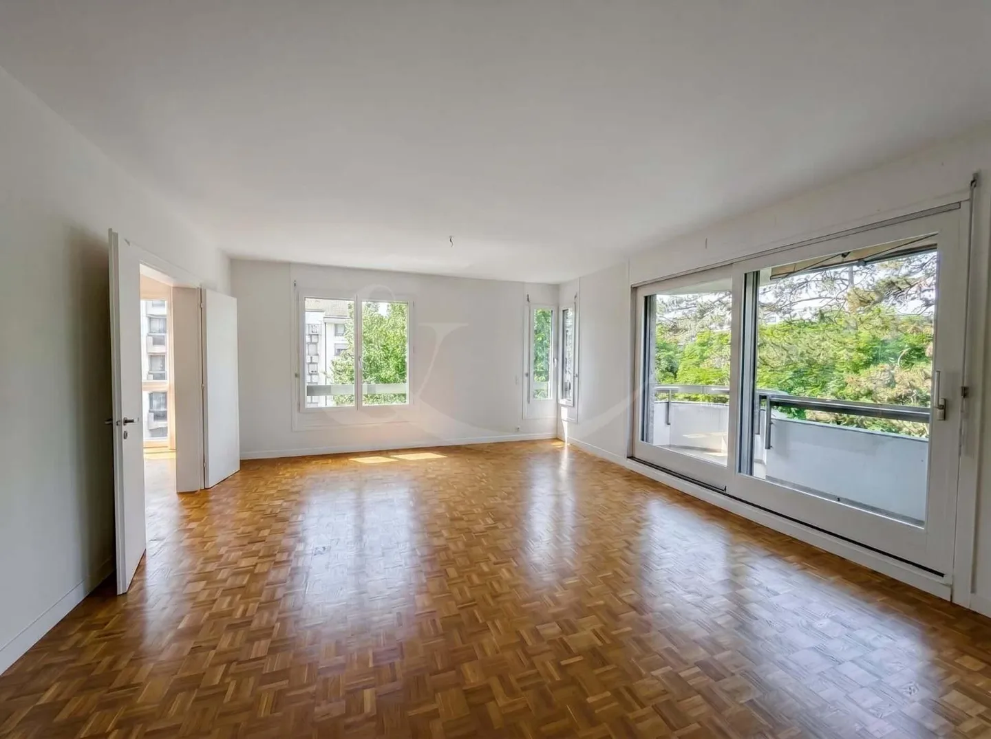 Exklusives Apartment in Malagnou - Foto 1 von 11