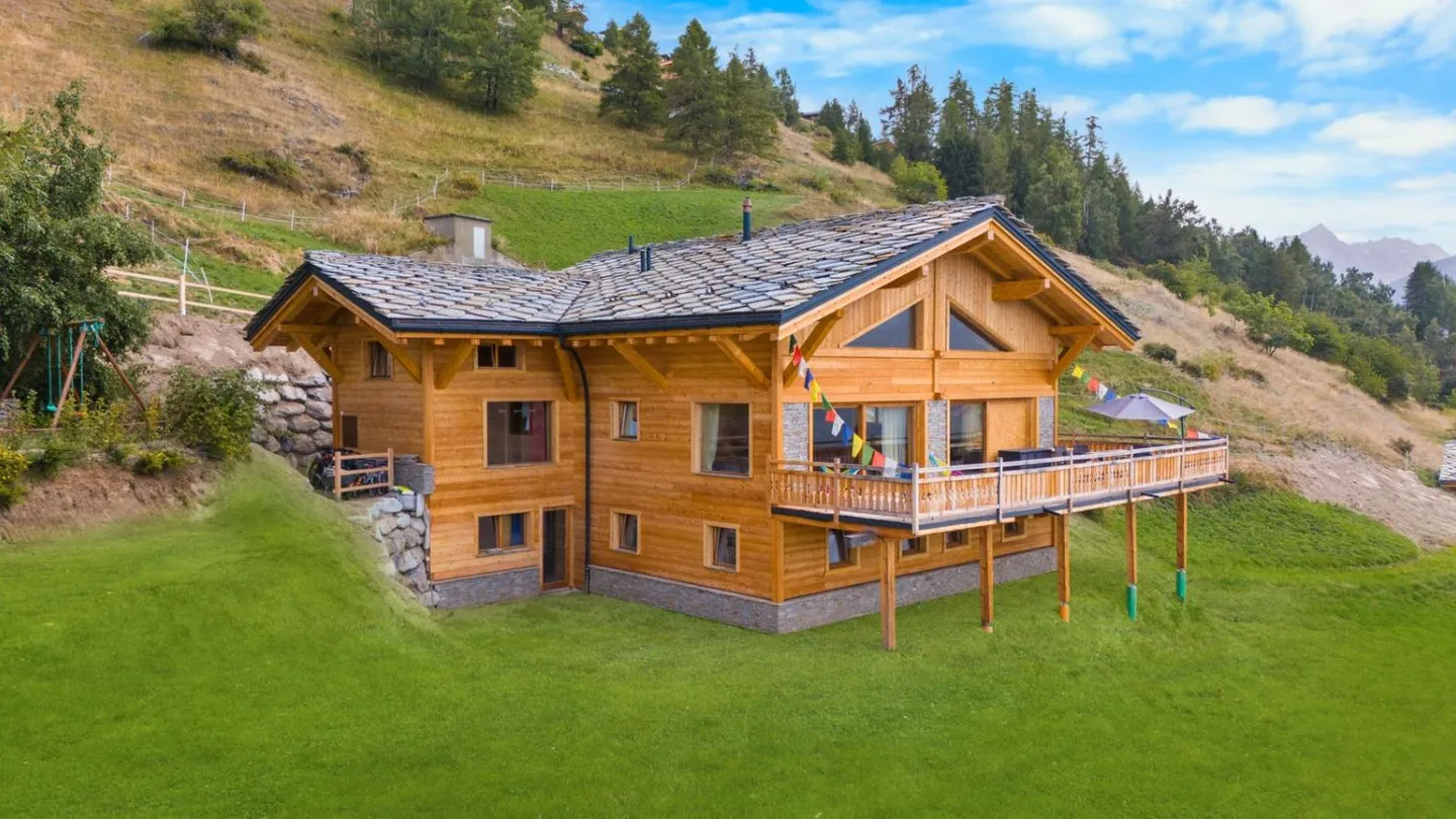 Chalet 10,5 stanze - Foto 1 di 13