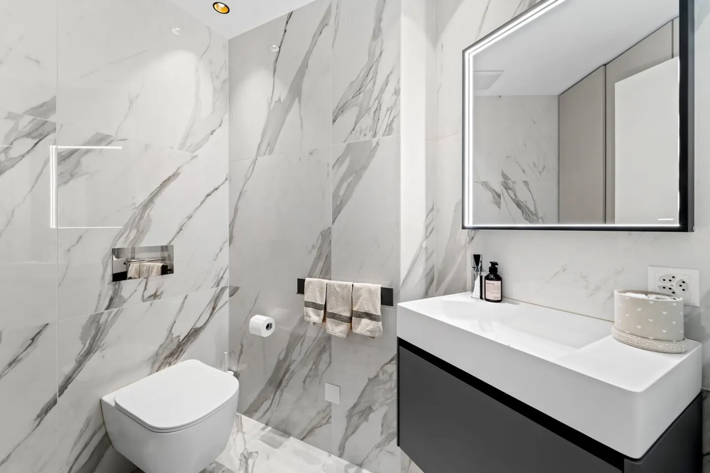 Luxury Apartment in Lugano - Photo 14 of 22