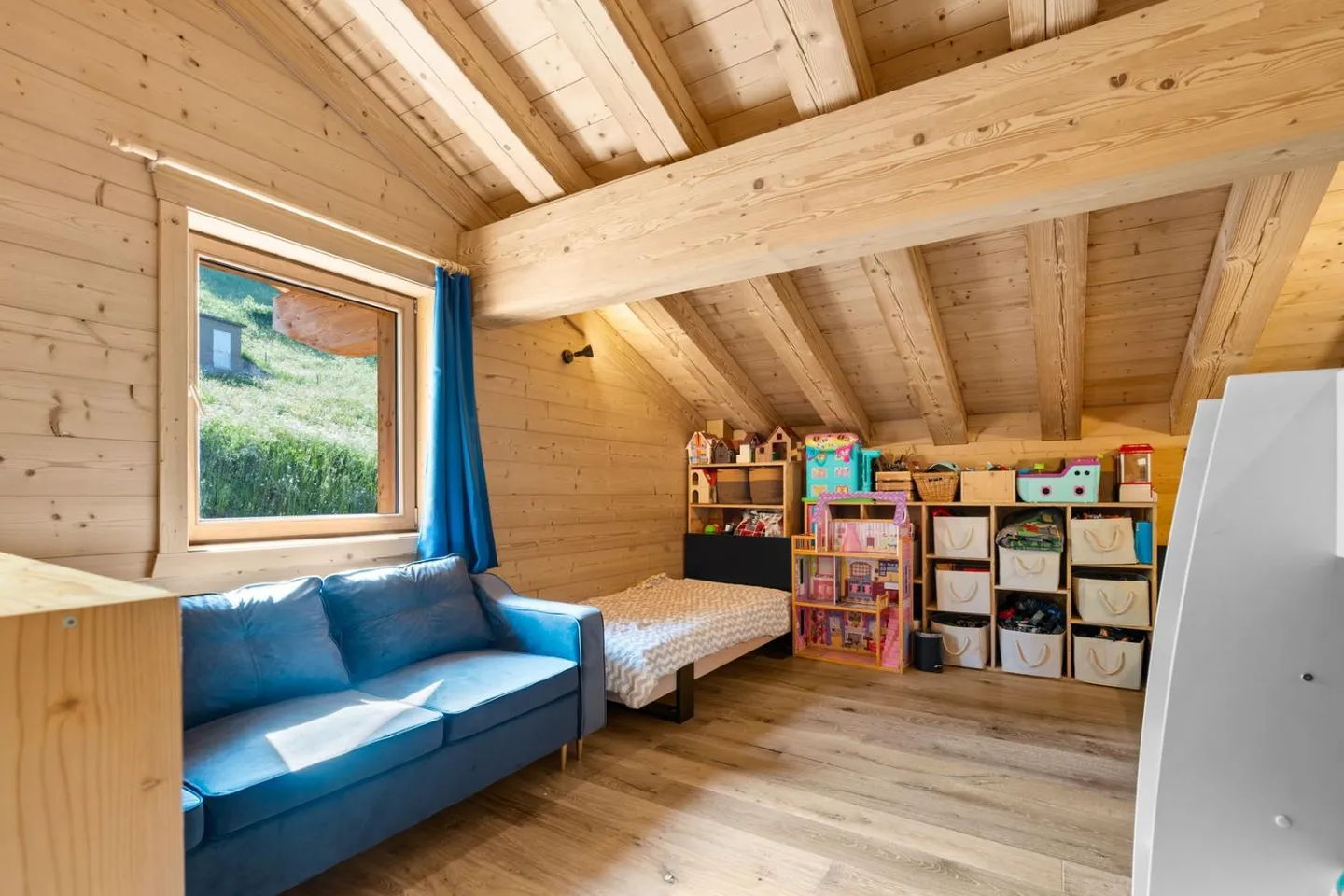 Chalet 10,5 stanze - Foto 3 di 13