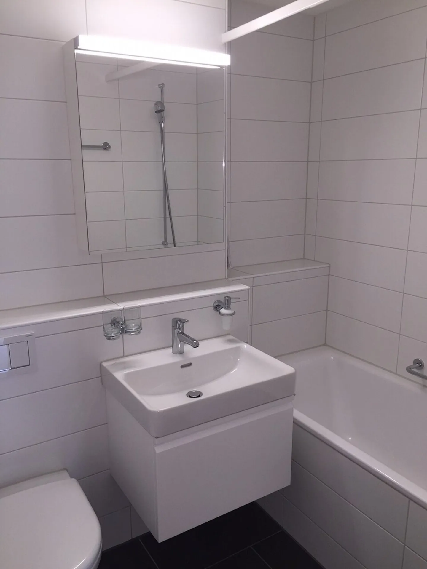Moderne 4½-Zimmerwohnung - Foto 3 von 9