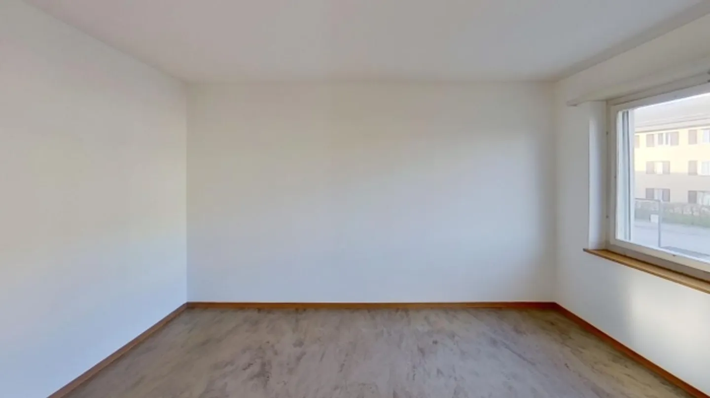 Bright 3-room apartment for temporary rent in Zürich-Oerlikon (until 31.03.2027) - Photo 2 of 11