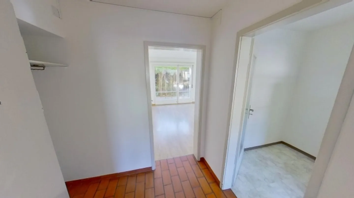 Bright 3-room apartment for temporary rent in Zürich-Oerlikon (until 31.03.2027) - Photo 5 of 11