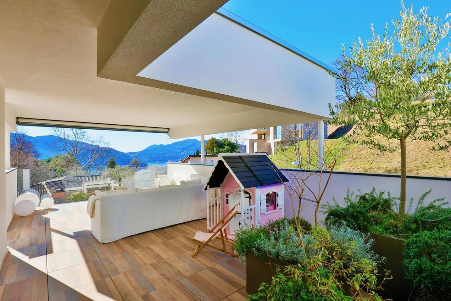 Modernes Penthouse: Panoramaterrasse und Hochwertige Ausstattungen - Foto 8 von 23