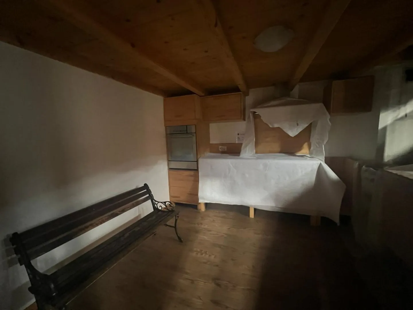 Beautiful Chalet for Renovation in Ormont-Dessous - Photo 7 of 13