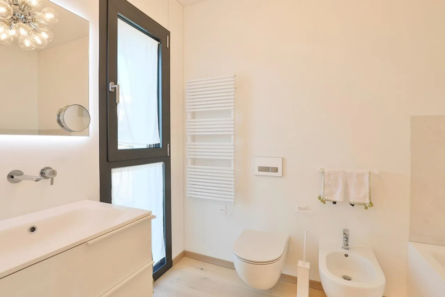 Modernes Penthouse: Panoramaterrasse und Hochwertige Ausstattungen - Foto 20 von 23