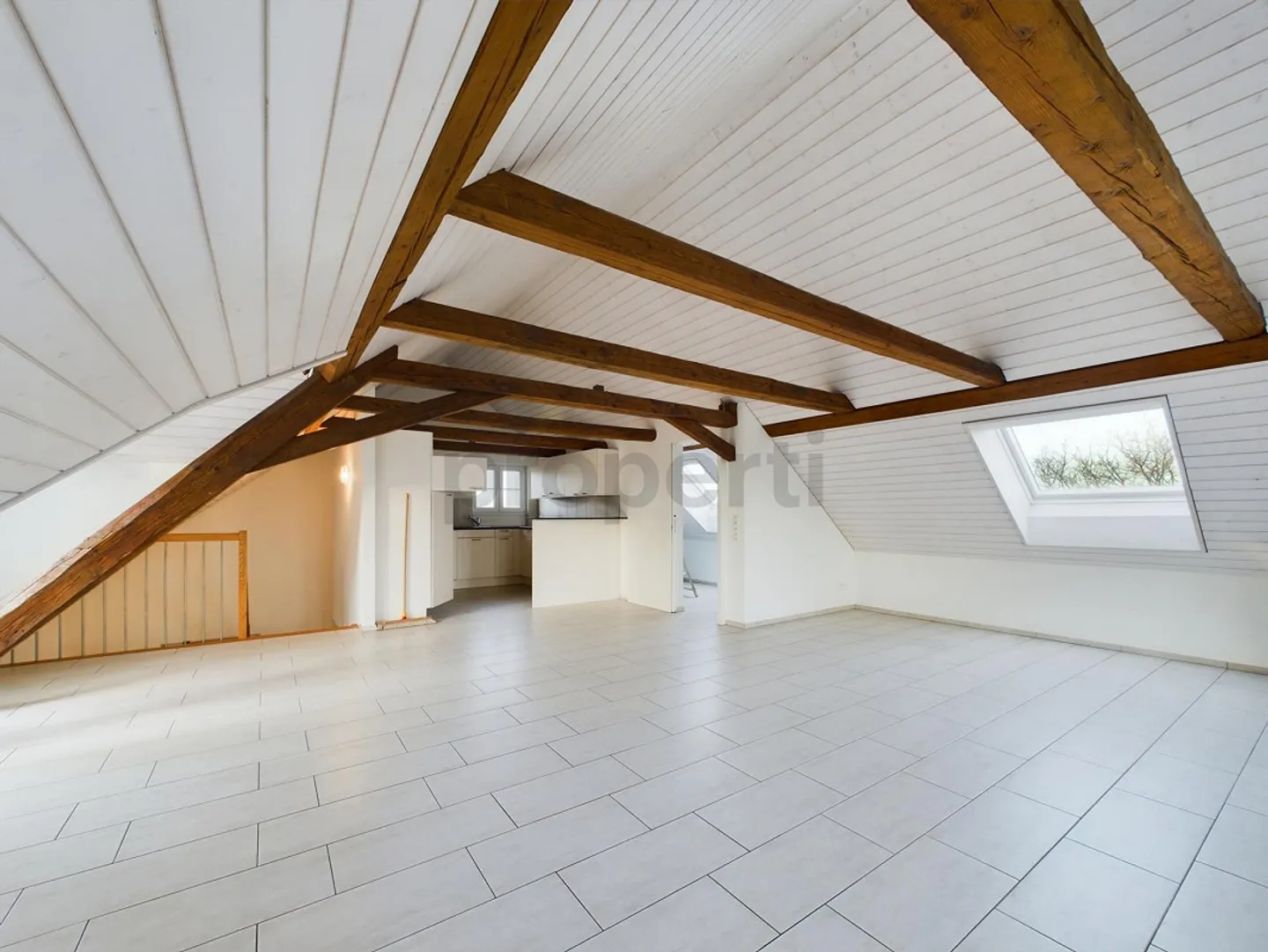 Caractère rural, agencement généreux et balcon confortable - Photo 1 sur 10