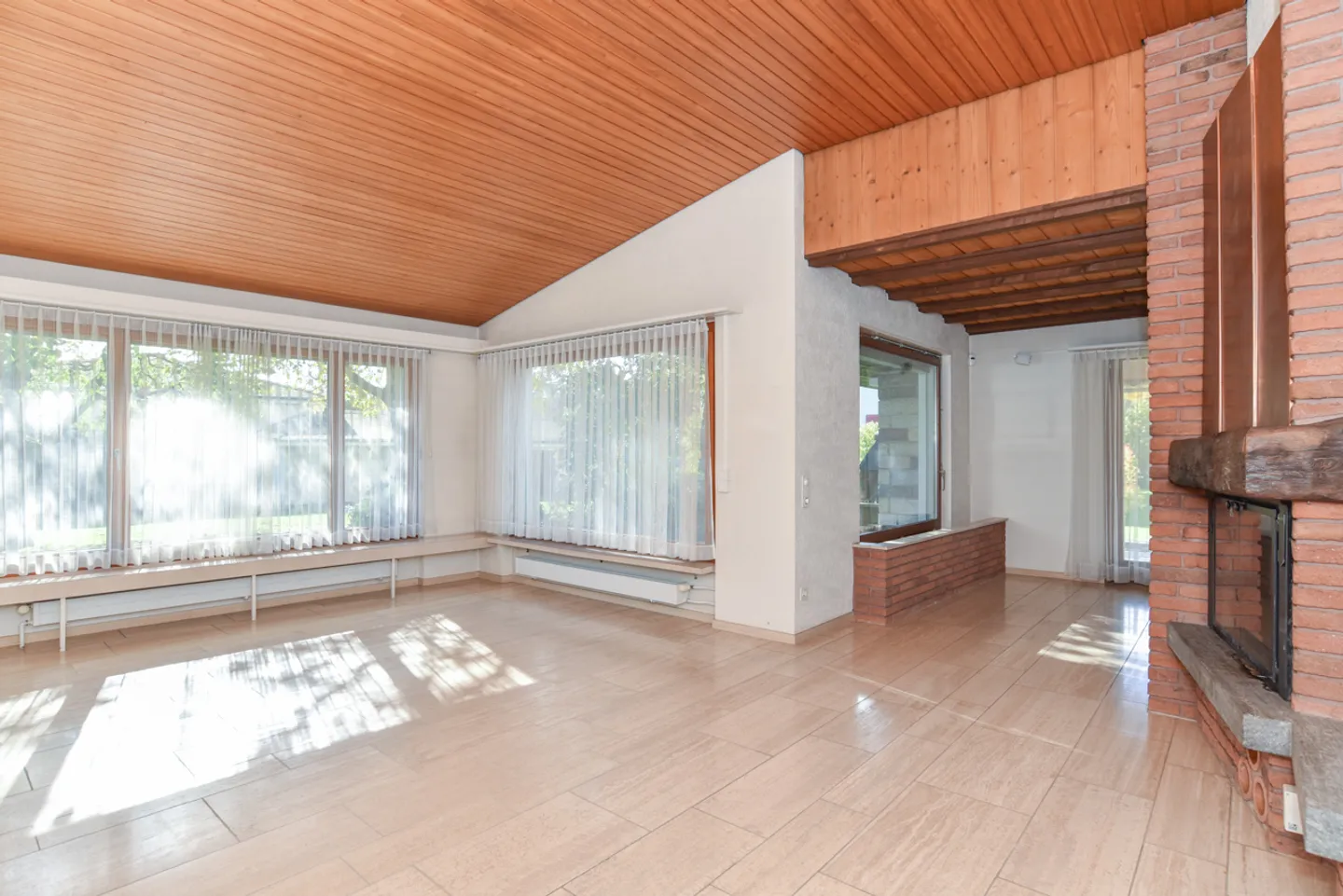 Freist. EFH, in Sackgasse gelegen, mit grossem Garten, Fläche 1'036 m2 - Photo 3 sur 16