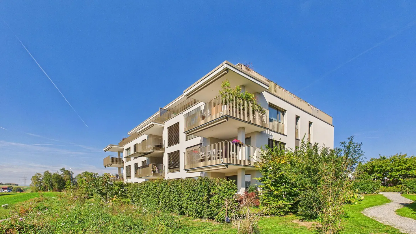 Modern Living with a View of Nature and the Mountains - Photo 1 of 10