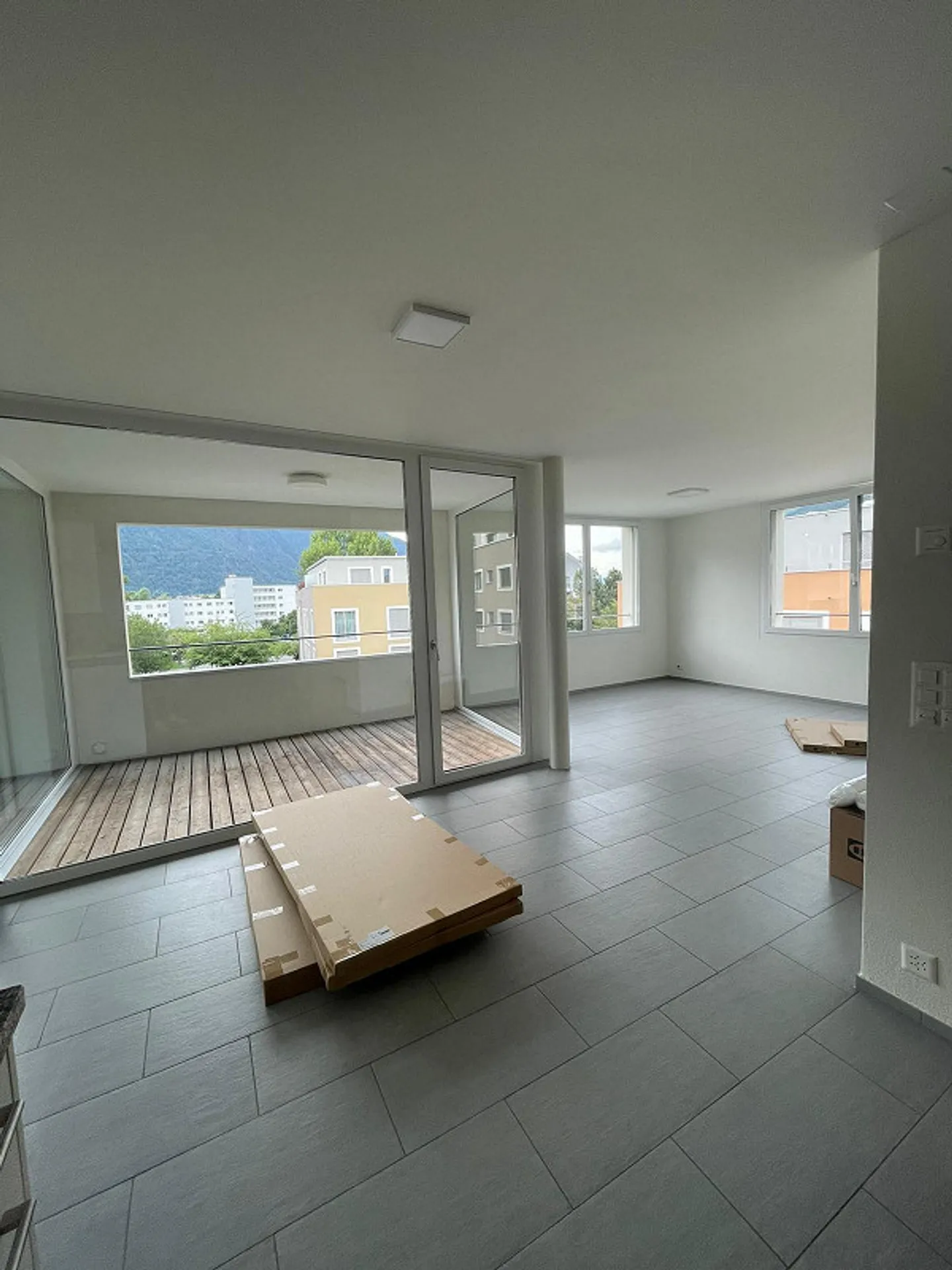 Moderne 3.5 Zimmer-Wohnung - Foto 9 von 13